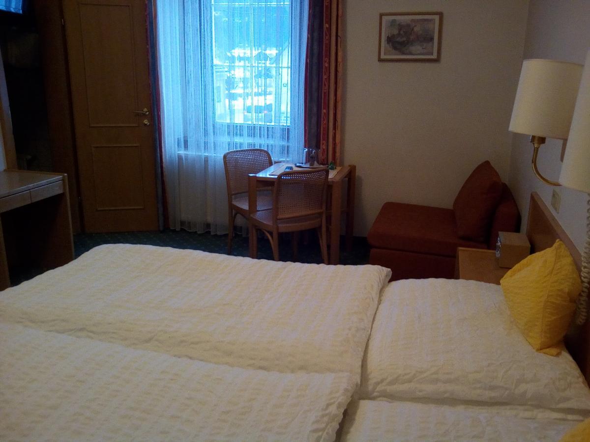 Hotel Zum Goldenen Hirschen Göstling an der Ybbs Extérieur photo