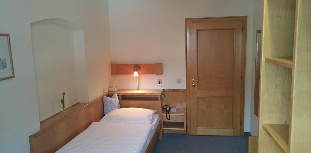 Hotel Zum Goldenen Hirschen Göstling an der Ybbs Extérieur photo